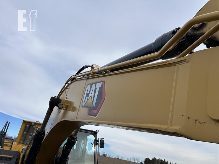 2023-caterpillar-336-image-84