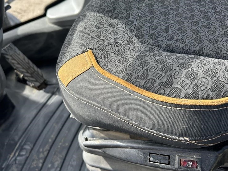 2019-case-721g-image-37