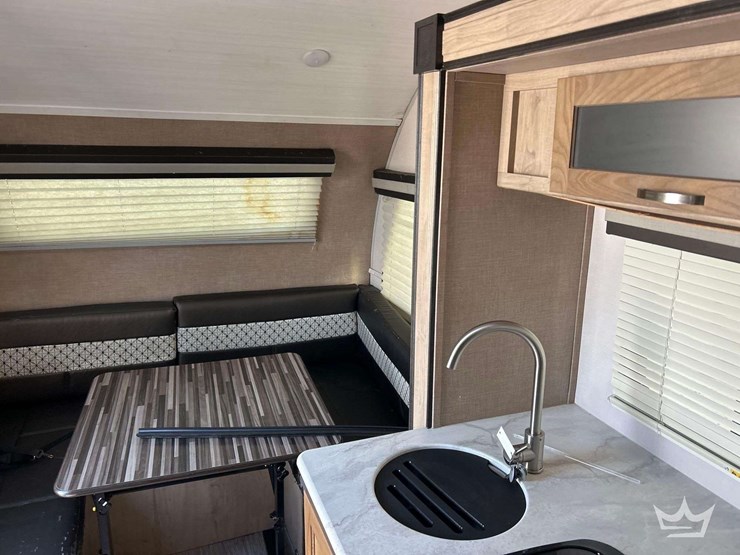 2019-forest-river-r-pod-rp-191-travel-trailer-image-12