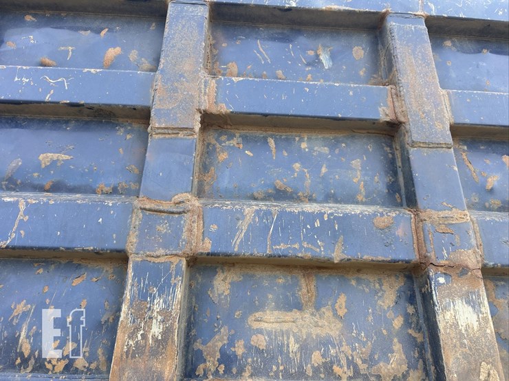 2007-freightliner-columbia-120-image-24