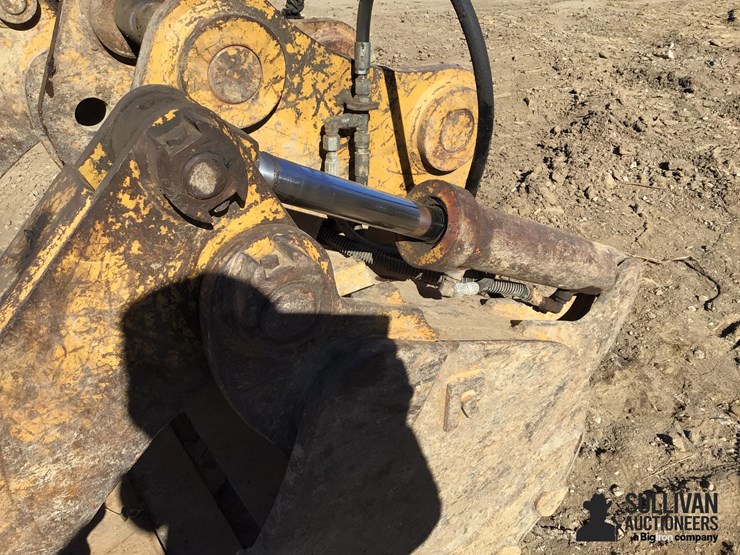 caterpillar-320e-image-18