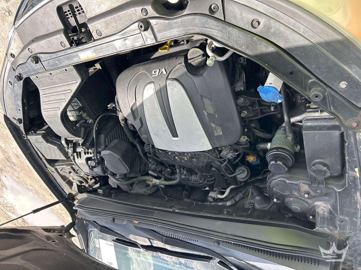 2011-hyundai-santa-fe-image-8