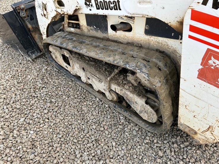 2015-bobcat-mt55-image-16