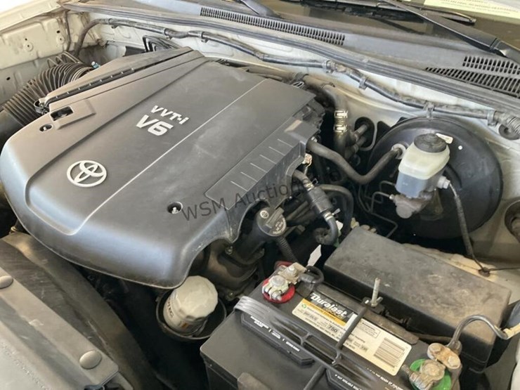 2005-toyota-tacoma-image-11