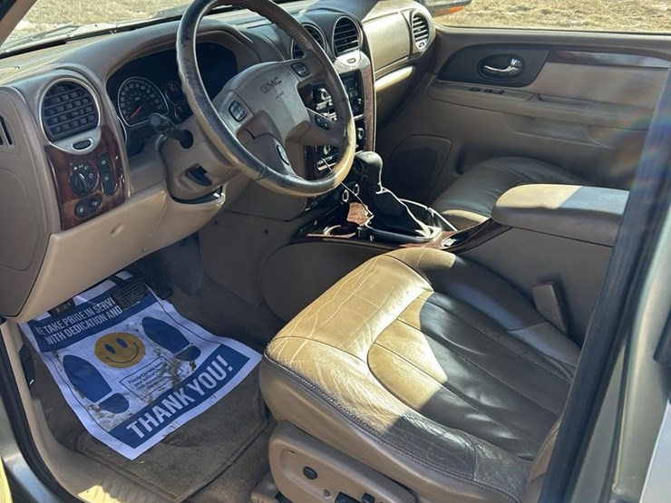 2003-gmc-envoy-image-13