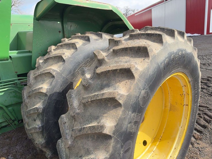 john-deere-8440-image-10