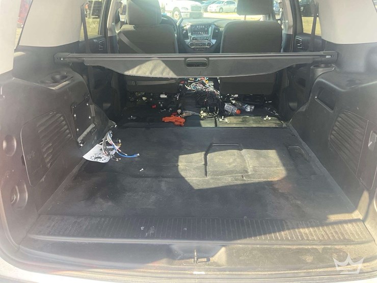 2019-chevrolet-tahoe-image-32