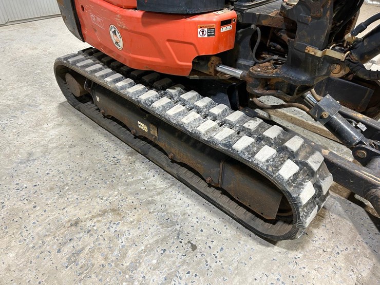 2019-kubota-kx033-4-image-12