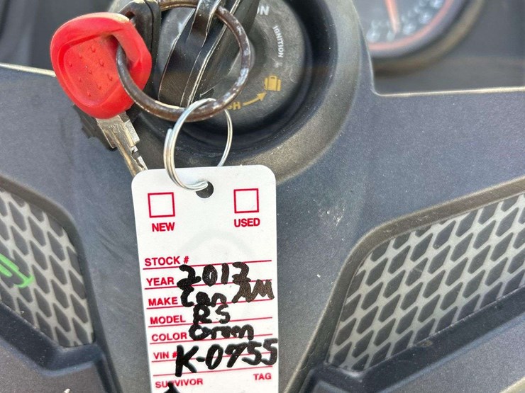 2012-can-am-spyder-motorcycle-image-29