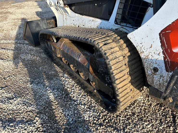 2022-bobcat-t595-image-17