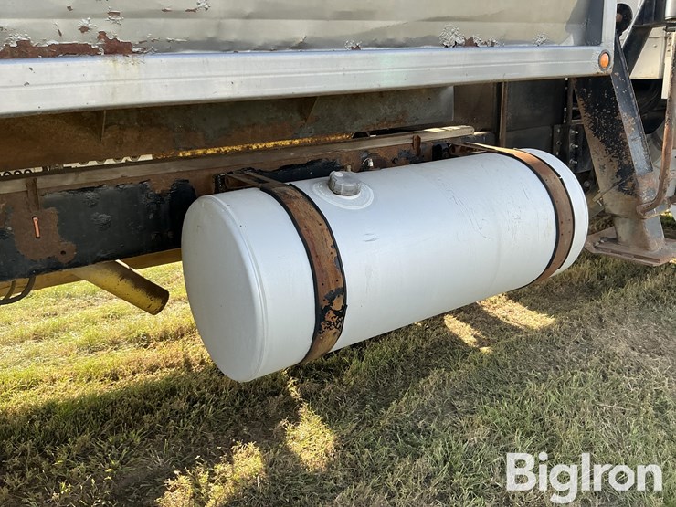 2005-caterpillar-c13-image-9