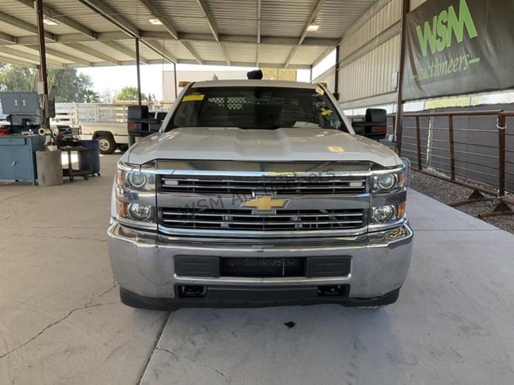 2016-chevrolet-silverado-2500-image-3