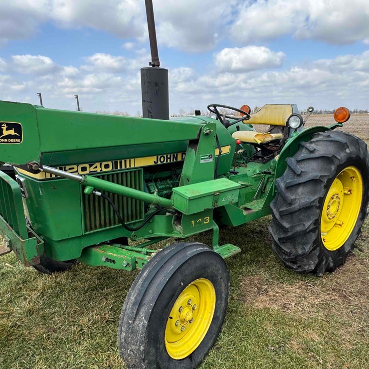 1980 JOHN DEERE 2040