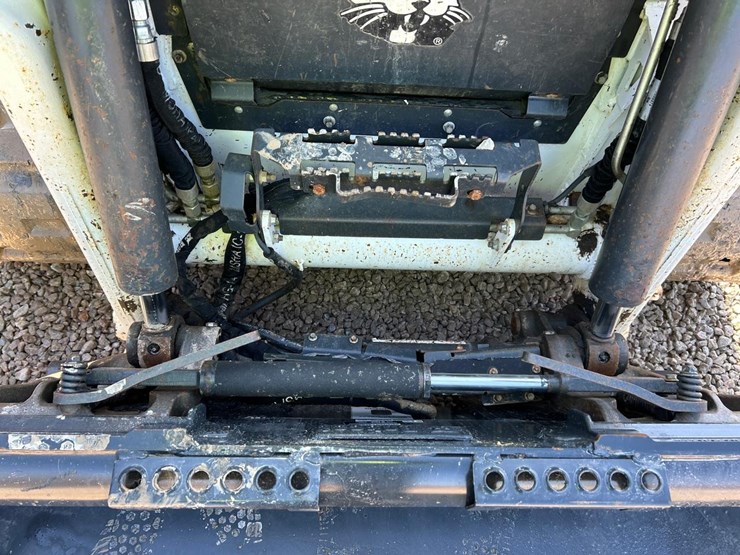 2022-bobcat-t66-image-10