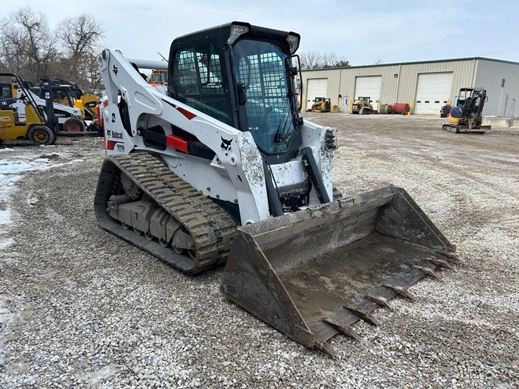 2022-bobcat-t870-image-6