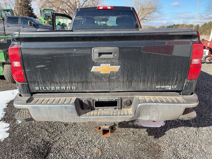 2018-chevrolet-silverado-2500-image-6