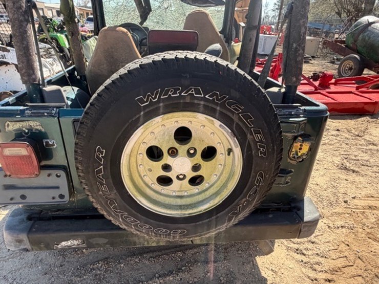 jeep-wrangler-image-12