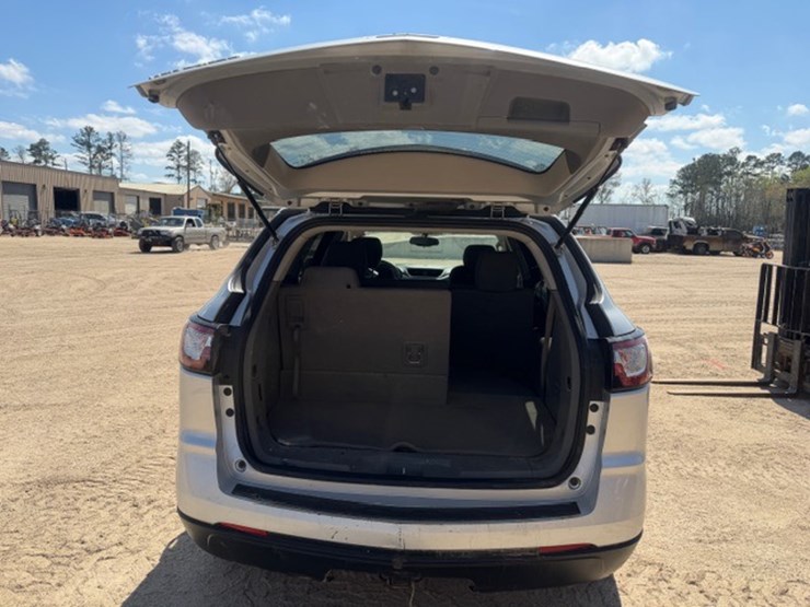 2016-chevrolet-traverse-image-9