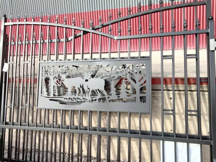 #16-•-heavy-duty-metal-bi-parting-driveway-gate-image-1