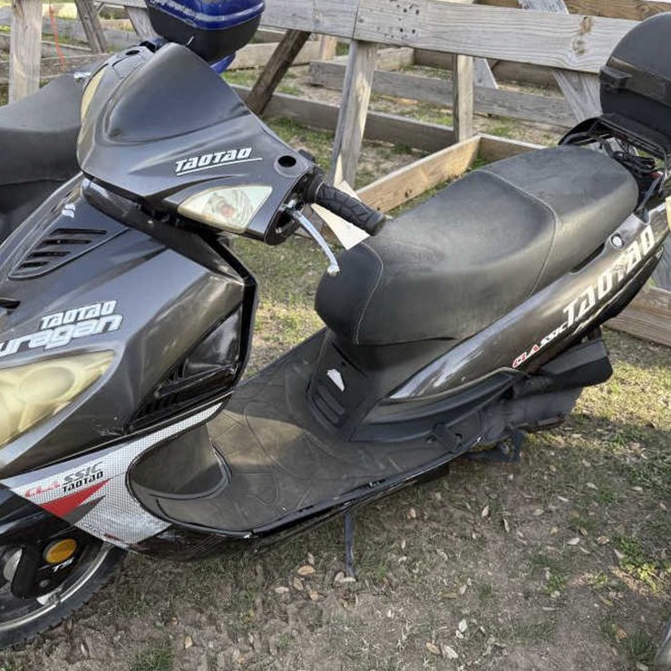 #45 • 2018 Tao Tao Classic Huragan Scooter