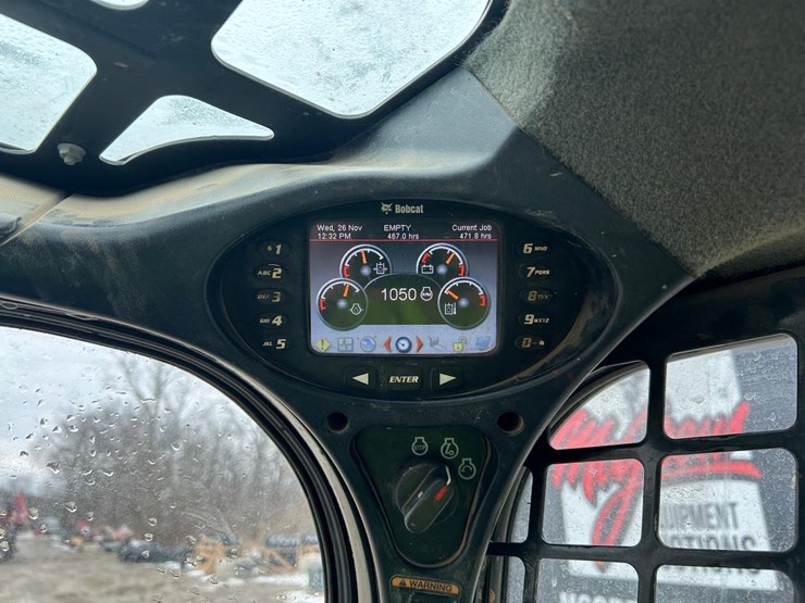 2019-bobcat-t870-image-29