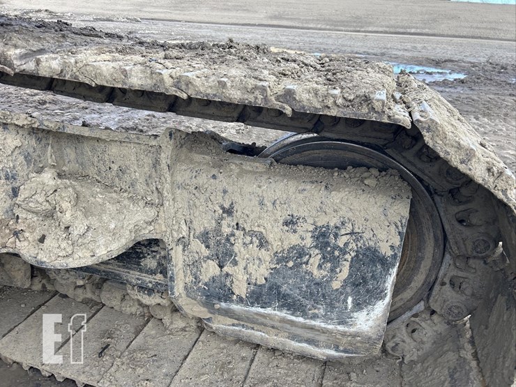 2023-caterpillar-336-image-21