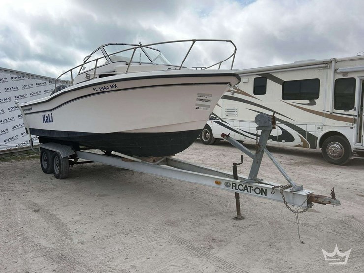 2005-grady-white-boat-w-t/a-boat-trailer-image-2