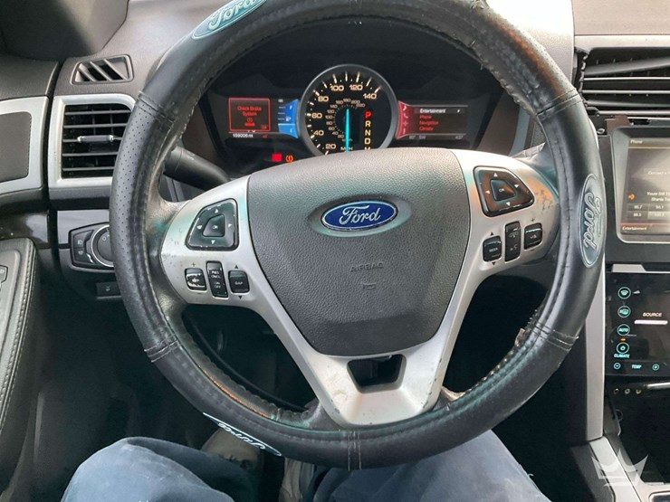 2011-ford-explorer-image-14