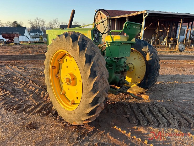john-deere-70-image-4