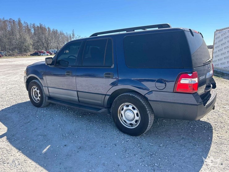 2012-ford-expedition-image-4