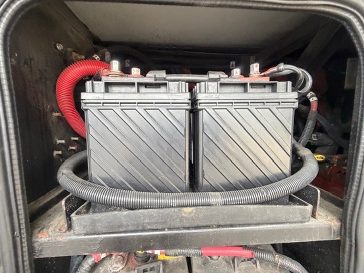 #1339-•-2011-fleetwood-36j-discovery-rv-/-motorhome-image-53