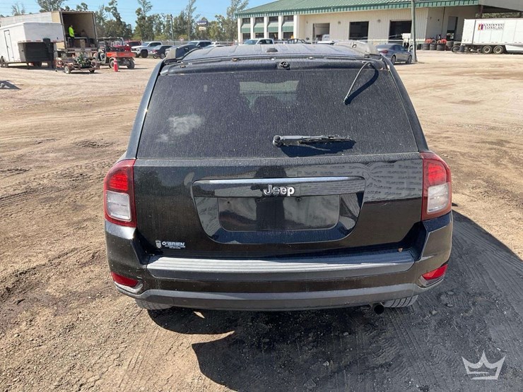 2016-jeep-compass-image-33