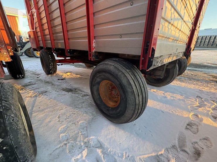 h-&-s-fb7416-image-11