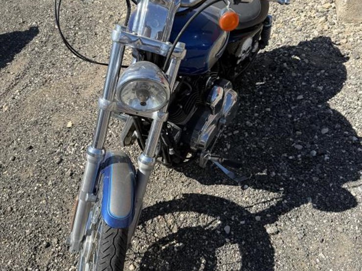 #152-•-2009-harley-davidson-twin-v-motorcycle-image-2