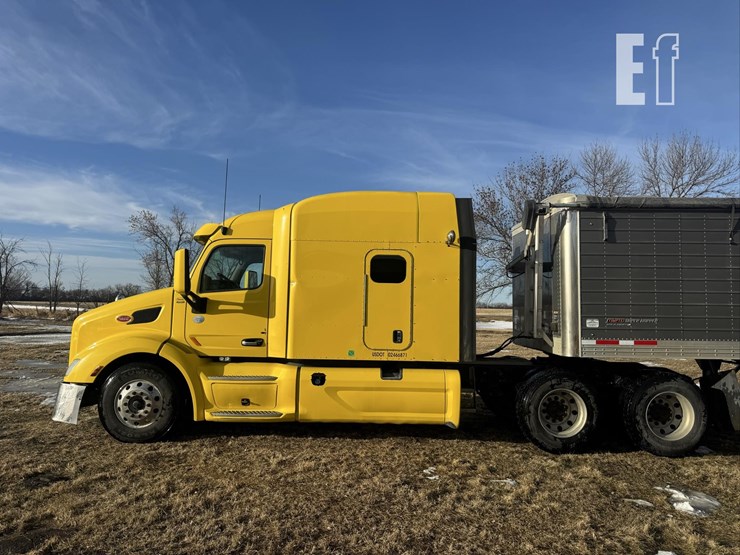 2015-peterbilt-579-image-27