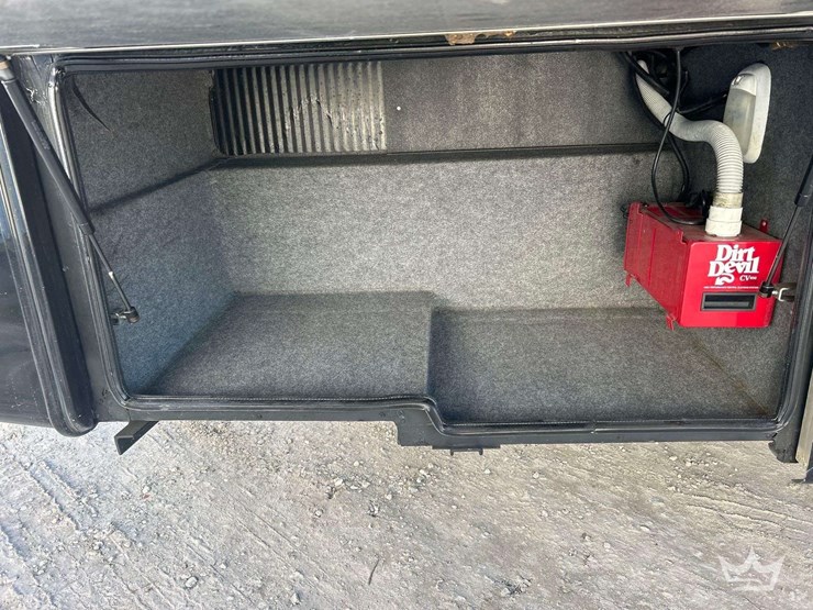 2008-freightliner-allegro-bay-class-a-motorhome-image-33