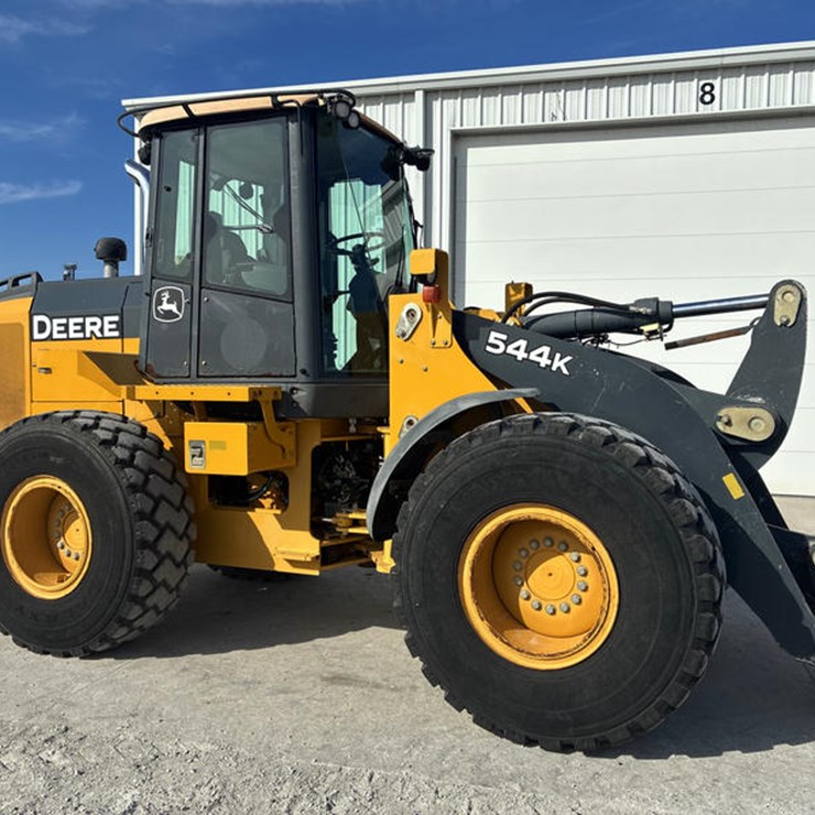 2011 DEERE 544K