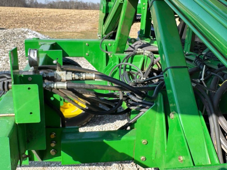 john-deere-1690-image-8