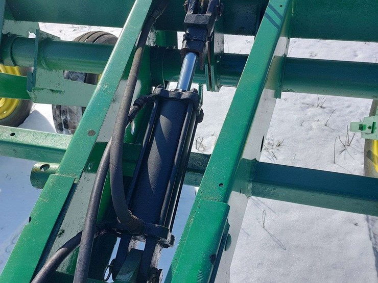 john-deere-7000-image-8