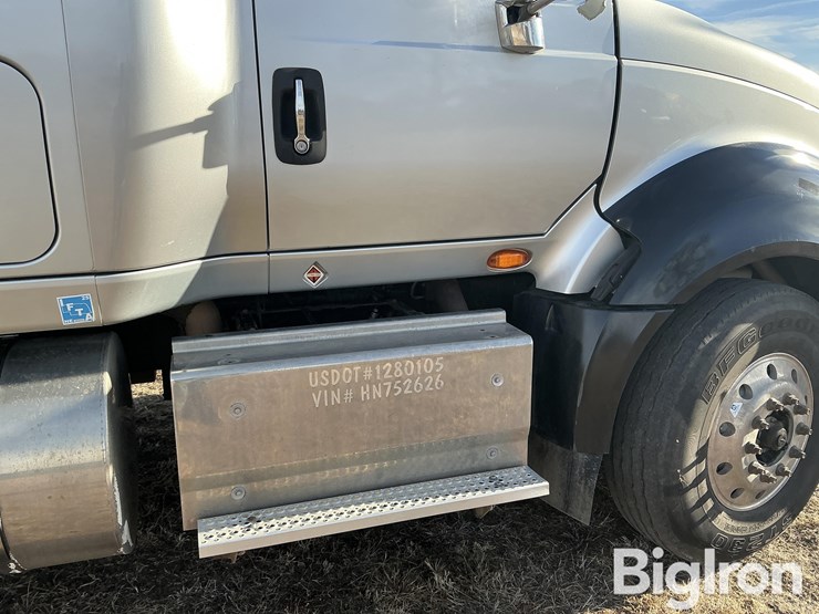 2017-international-prostar-image-13