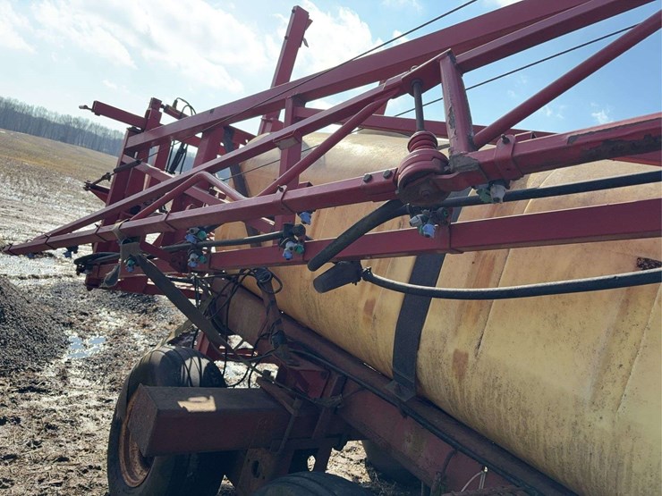 hardy-800-gallon-sprayer,-54’-booms,-triple-nozzles-image-5