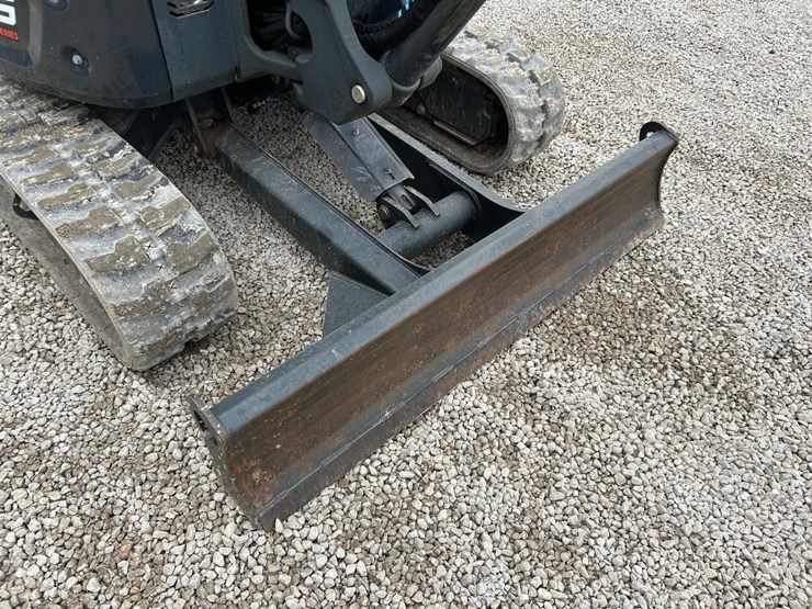 2023-bobcat-e35-image-12