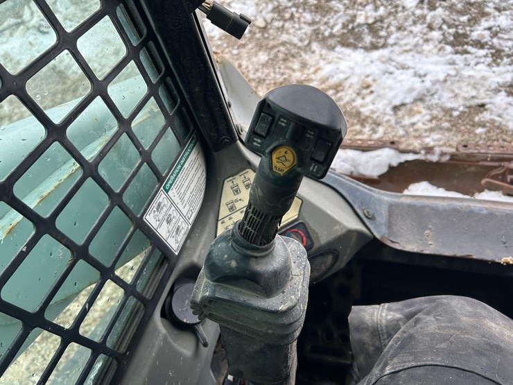 bobcat-t650-image-21