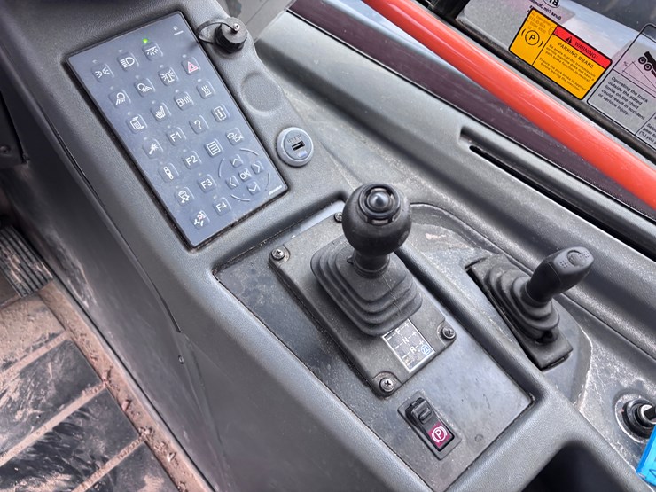 2022-doosan-da30-image-34