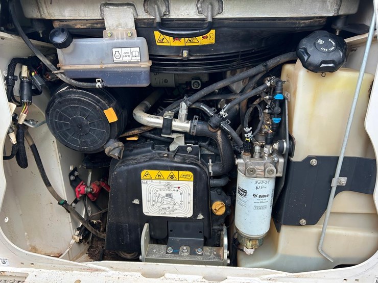2023-bobcat-t76-image-15