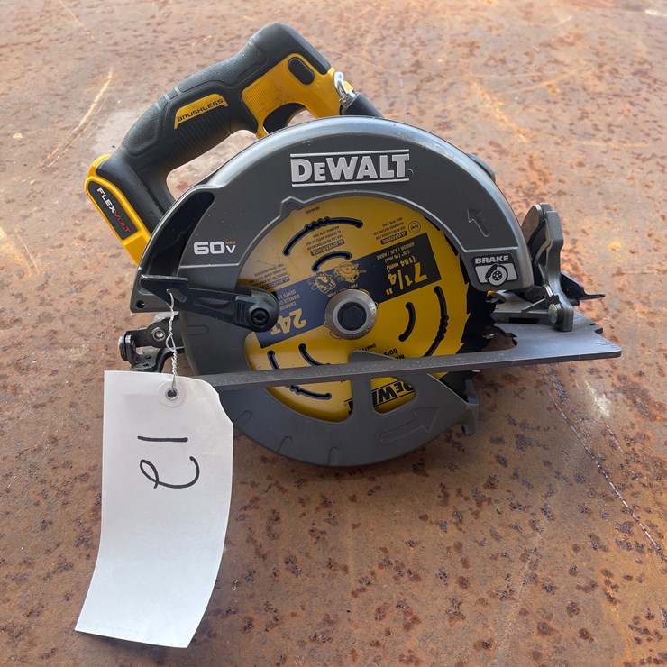 #12 • DEWALT CIRCULAR SAW
