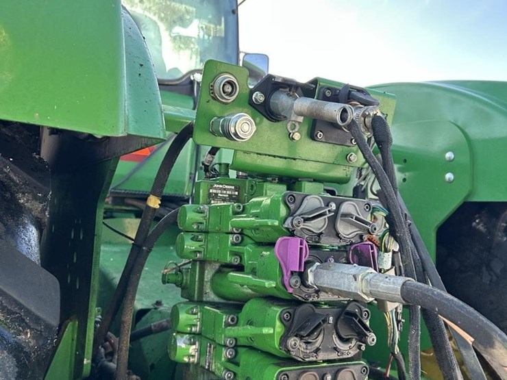 2013-john-deere-9360r-image-42