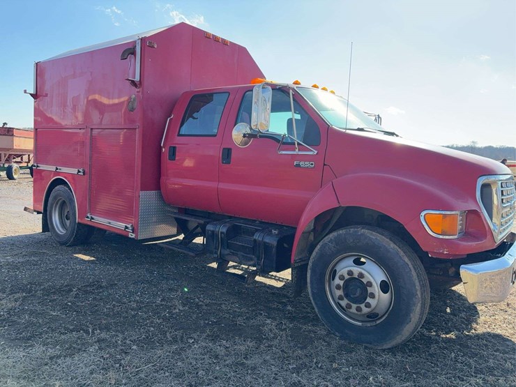 2002-ford-f650-image-9