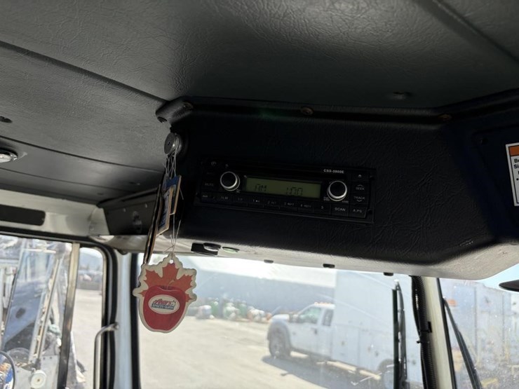 2012-autocar-xpeditor-image-18