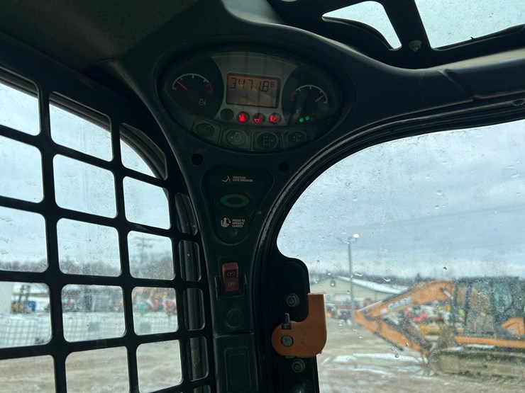 2019-bobcat-t870-image-21